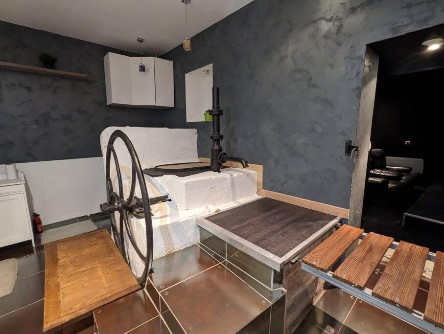 Maison De Village, Jacuzzi, Salle Cinema Valencin Buitenkant foto